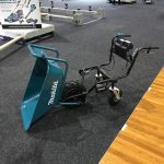 carro-de-mão-a-baterias-da-Makita-Ferramentas-DCU180