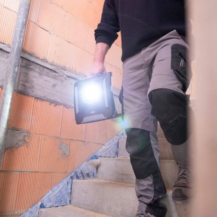 PROJECTOR LED MULTI BATTERY 18V SYSTEM 6050 60W 6200lm IP65 BRENNENSTUHL