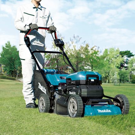 corta relvas a bateria Makita